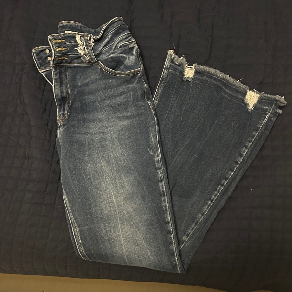 KanCan Kurvy Flares / Size: 31